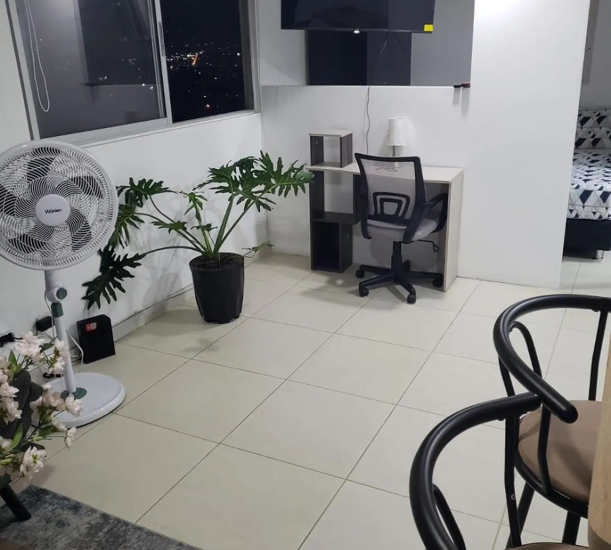 아파트 Apartamento En Medio De La Naturaleza 메딜린